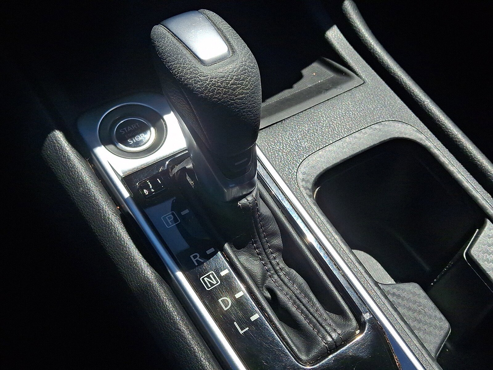 Used 2020 Nissan Sentra S w/ Trunk Package FWD image 17