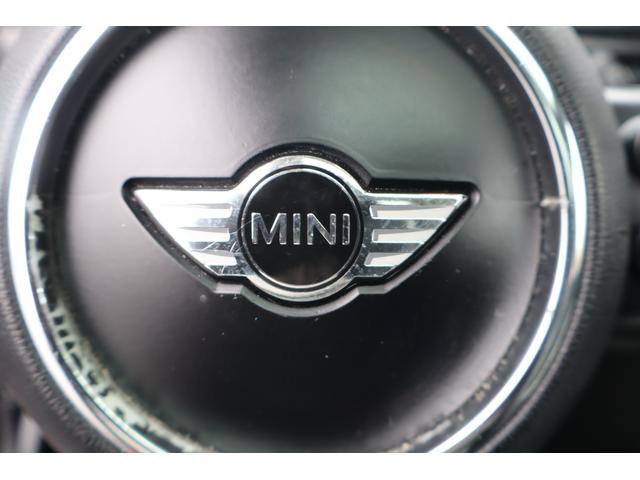 Used 2015 MINI Cooper 2-Door Hardtop image 14