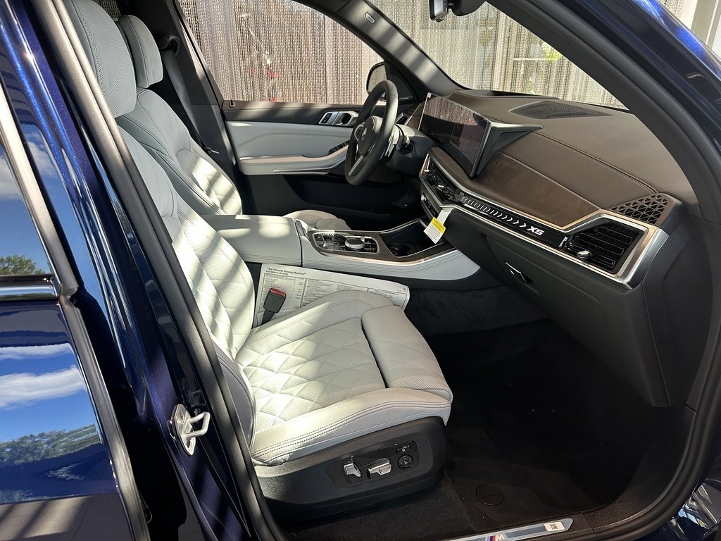 New 2026 BMW X5 xDrive50e image 14