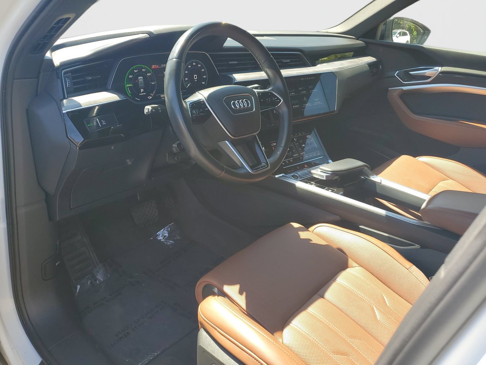 Used 2022 Audi e-tron Chronos AWD/4WD image 16