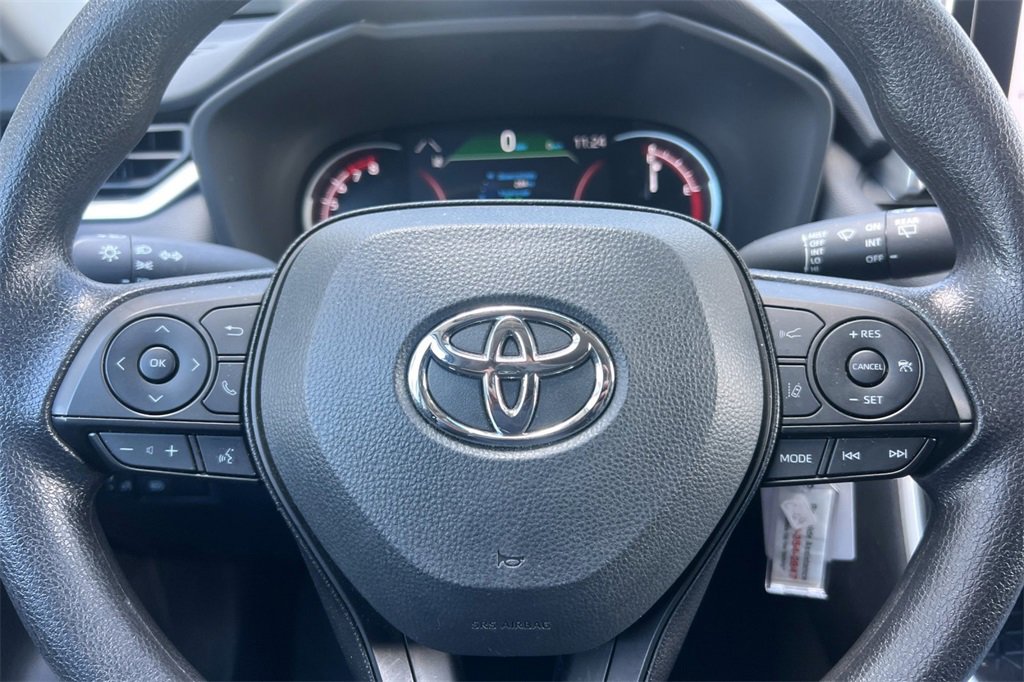 Certified 2025 Toyota RAV4 LE image 24