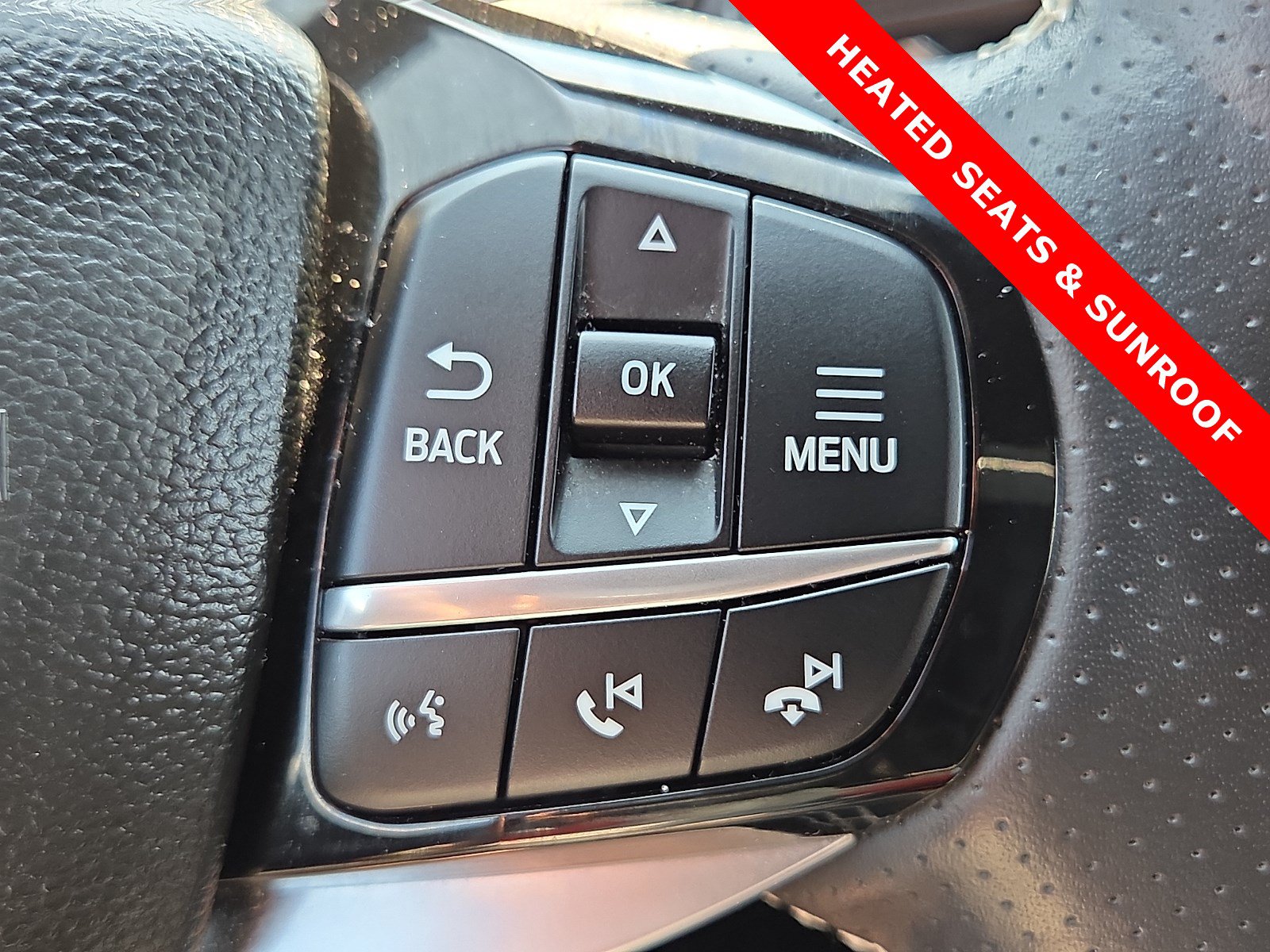 Used 2023 Ford Explorer ST w/ Equipment Group 401A AWD/4WD image 22