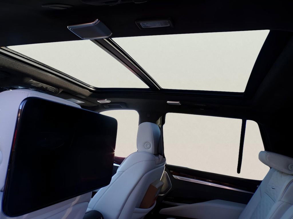 New 2026 Cadillac Escalade Platinum Sport w/ LPO, ONYX Package image 9