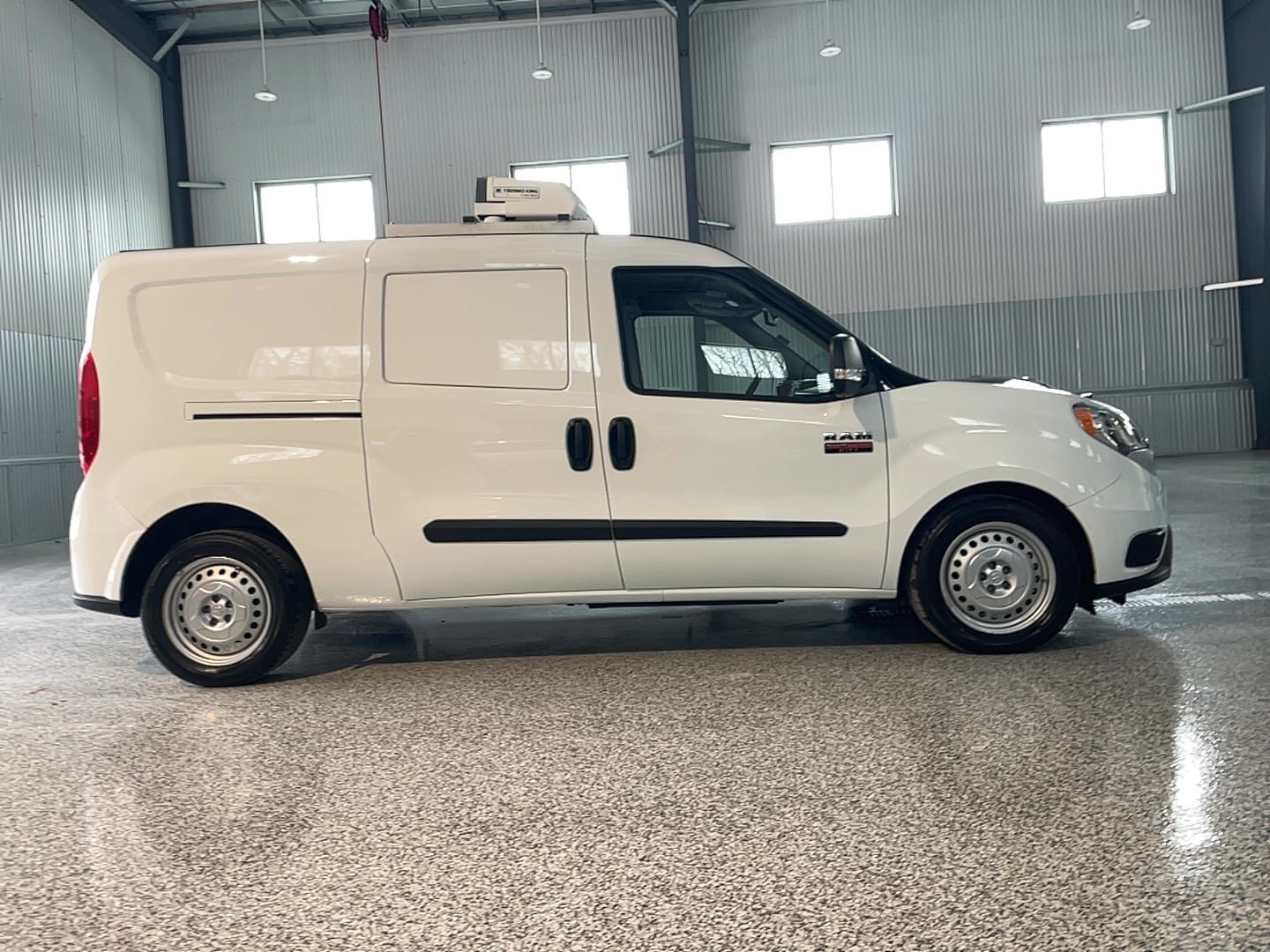 Used 2022 RAM ProMaster City Tradesman FWD image 4