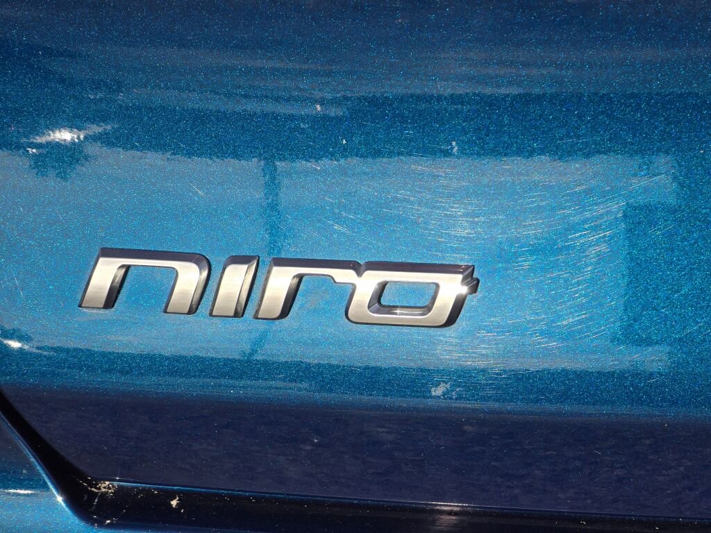 Used 2019 Kia Niro LX image 15