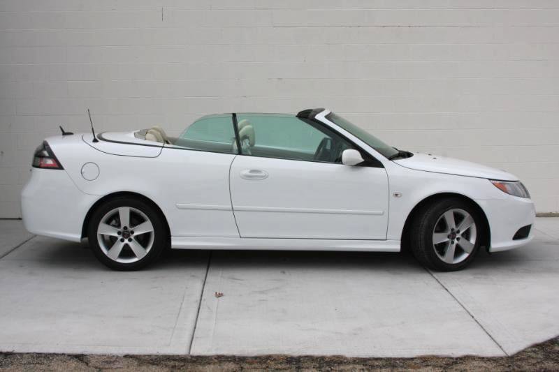 Used 2009 Saab 9-3 2.0T image 8