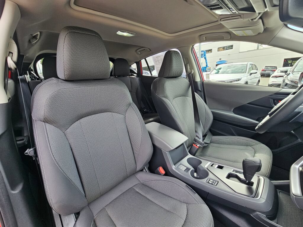 Used 2024 Subaru Crosstrek 2.0i Premium AWD/4WD image 11