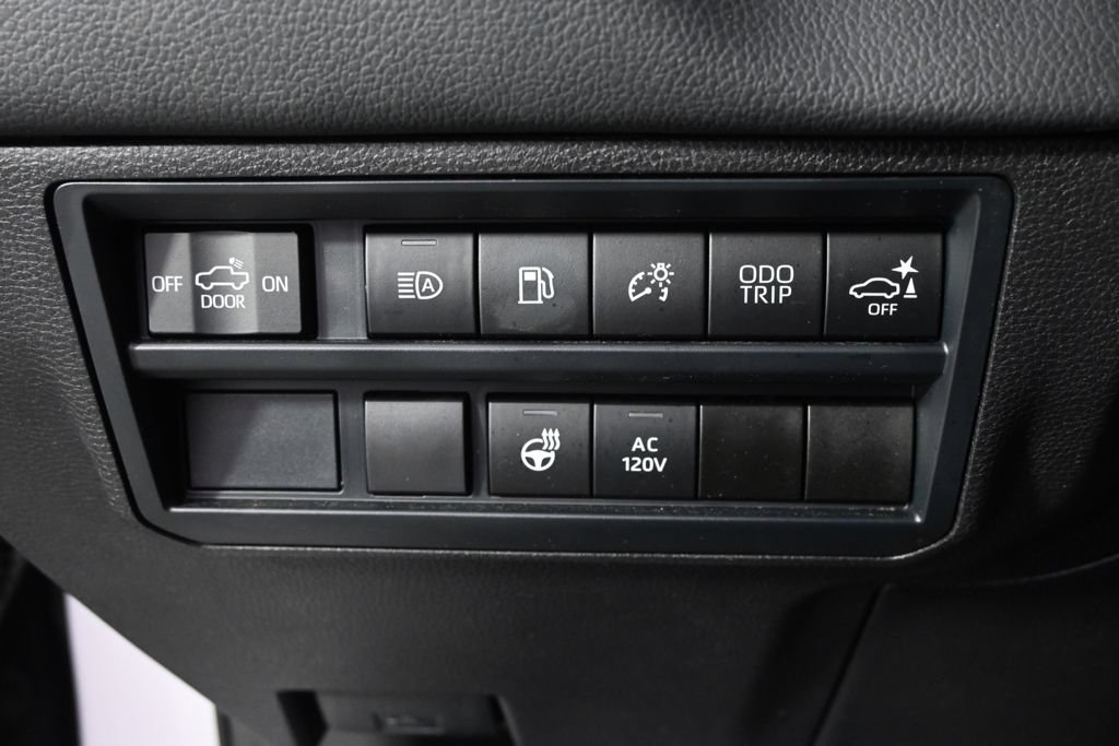 Used 2024 Toyota Tundra Limited AWD/4WD image 24