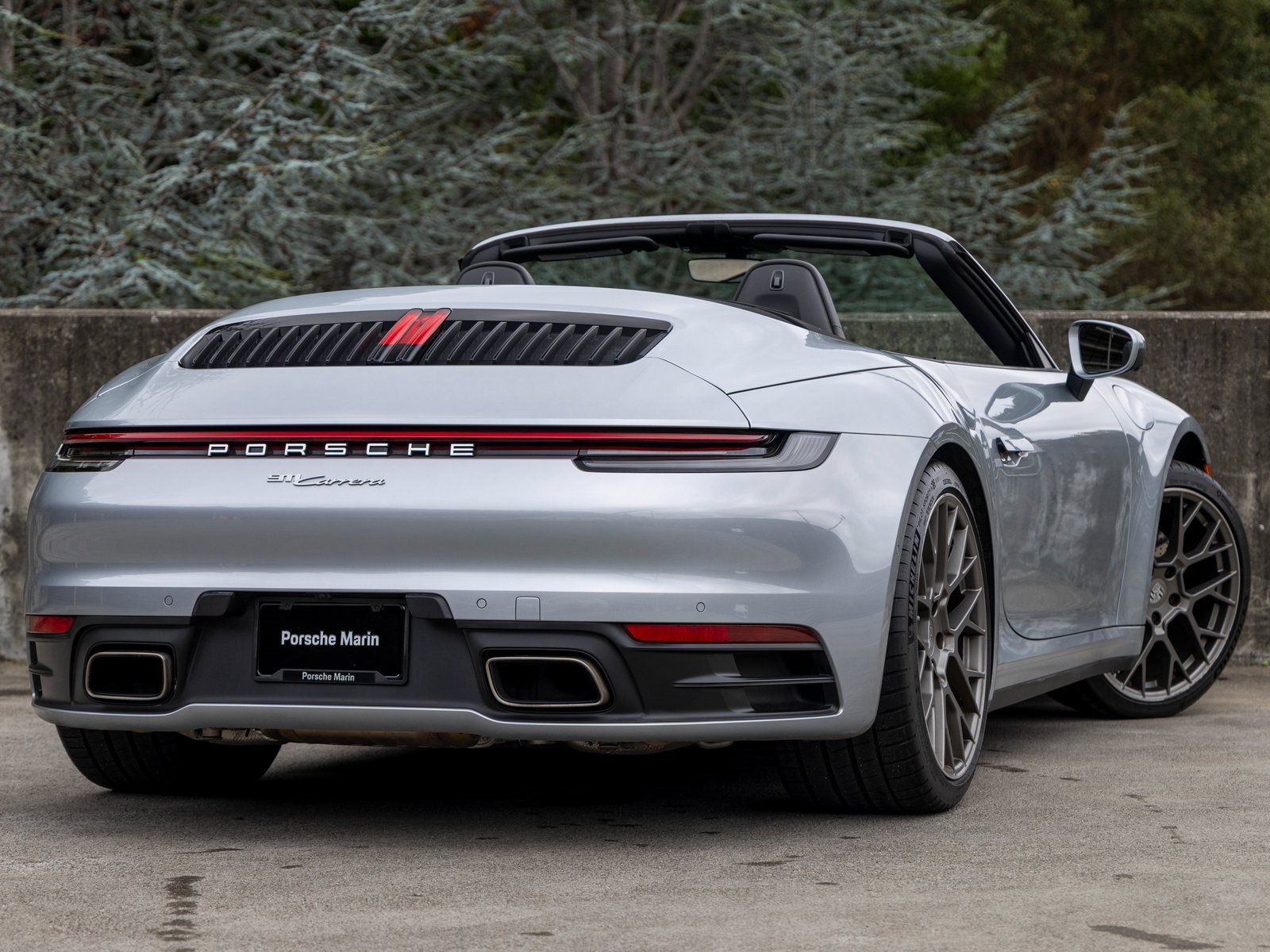 Certified 2022 Porsche 911 Carrera image 11
