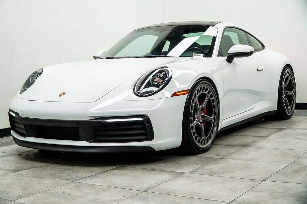Used 2020 Porsche 911 Carrera S image 8