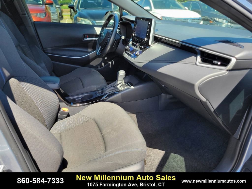 Used 2021 Toyota Corolla SE image 11