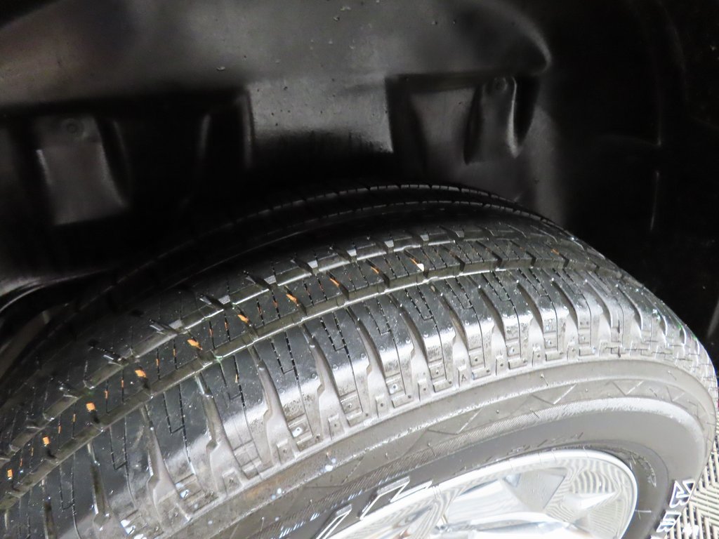 Used 2022 RAM 1500 Big Horn AWD/4WD image 29
