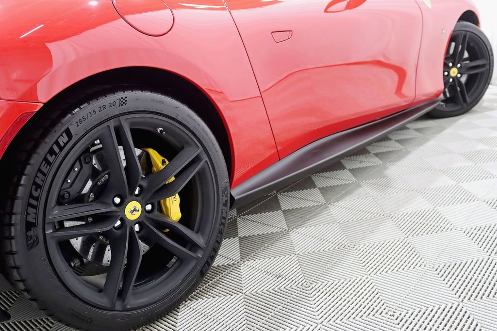 Used 2021 Ferrari Roma RWD image 13