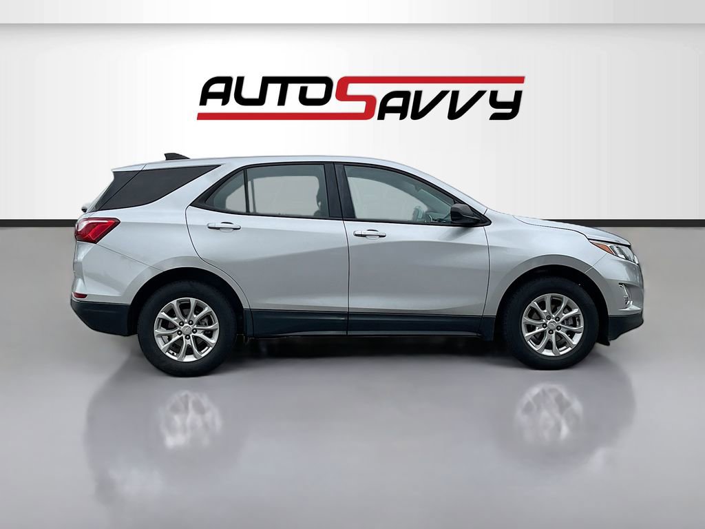 Used 2021 Chevrolet Equinox LS w/ LS Convenience Package AWD/4WD image 8