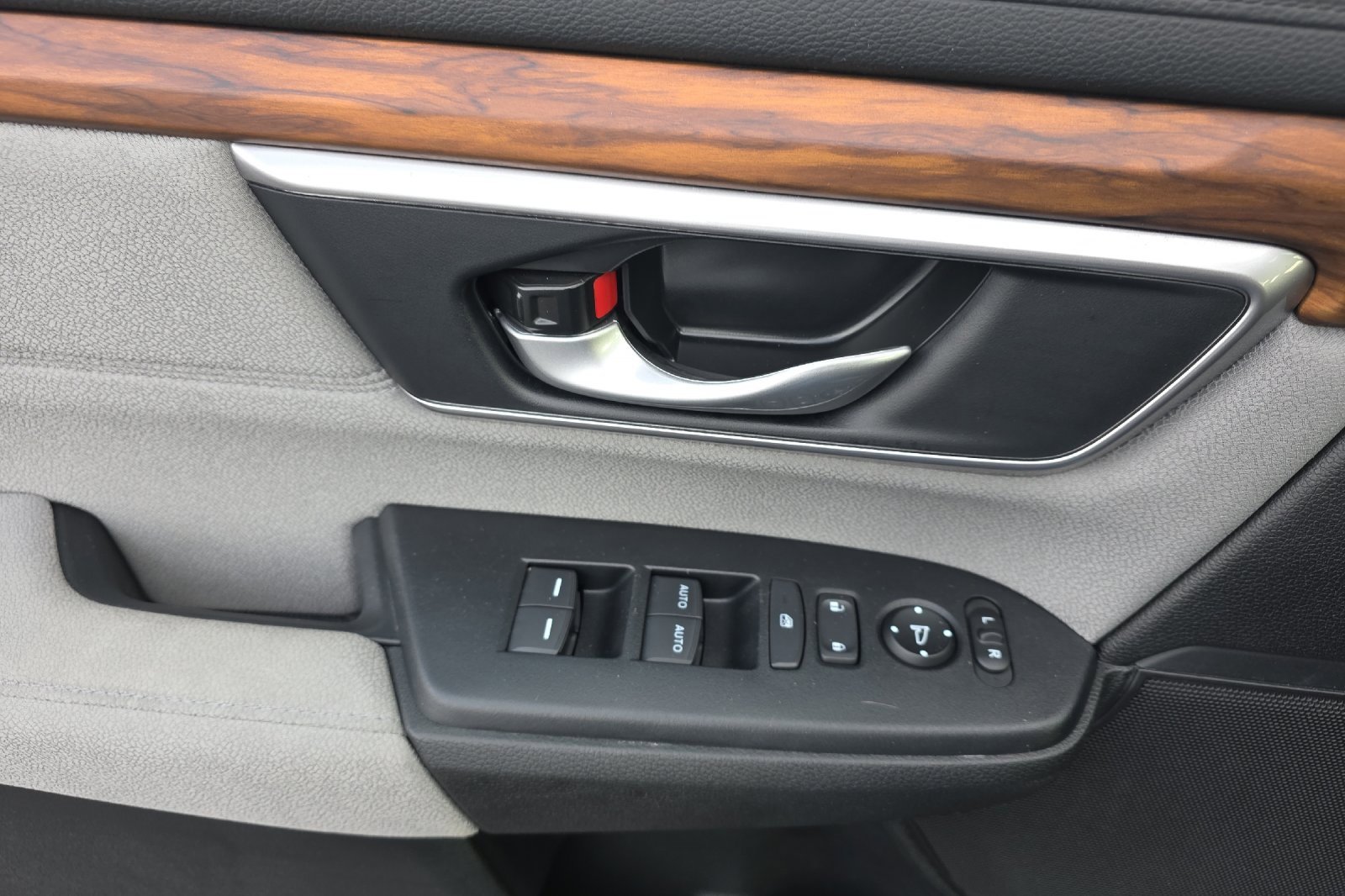 Used 2022 Honda CR-V EX image 11