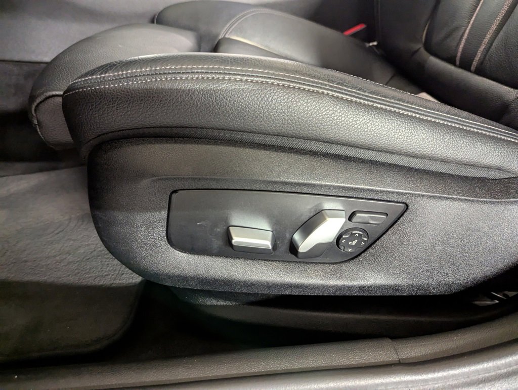 Used 2018 BMW 530i xDrive image 20