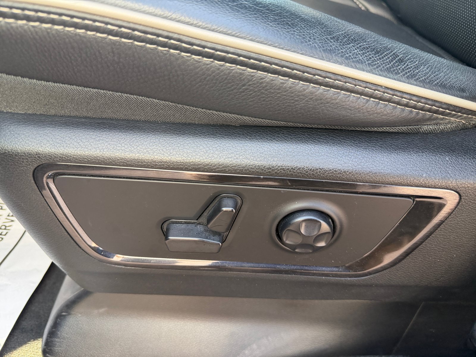 Used 2023 RAM 1500 Limited AWD/4WD image 14