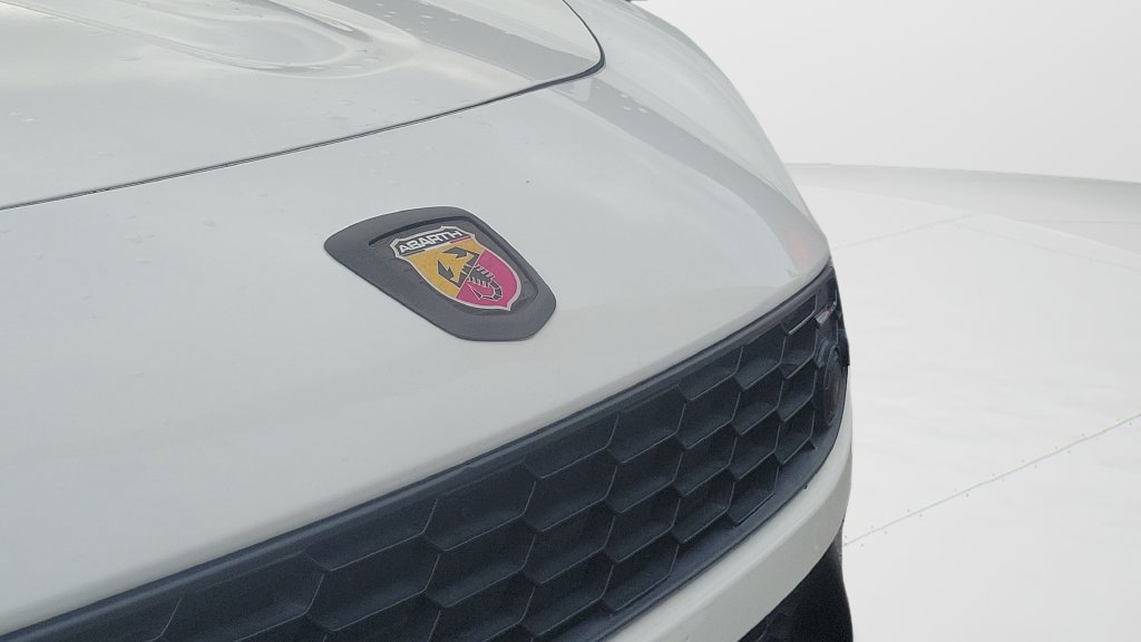 Used 2017 FIAT 124 Spider Abarth RWD image 3