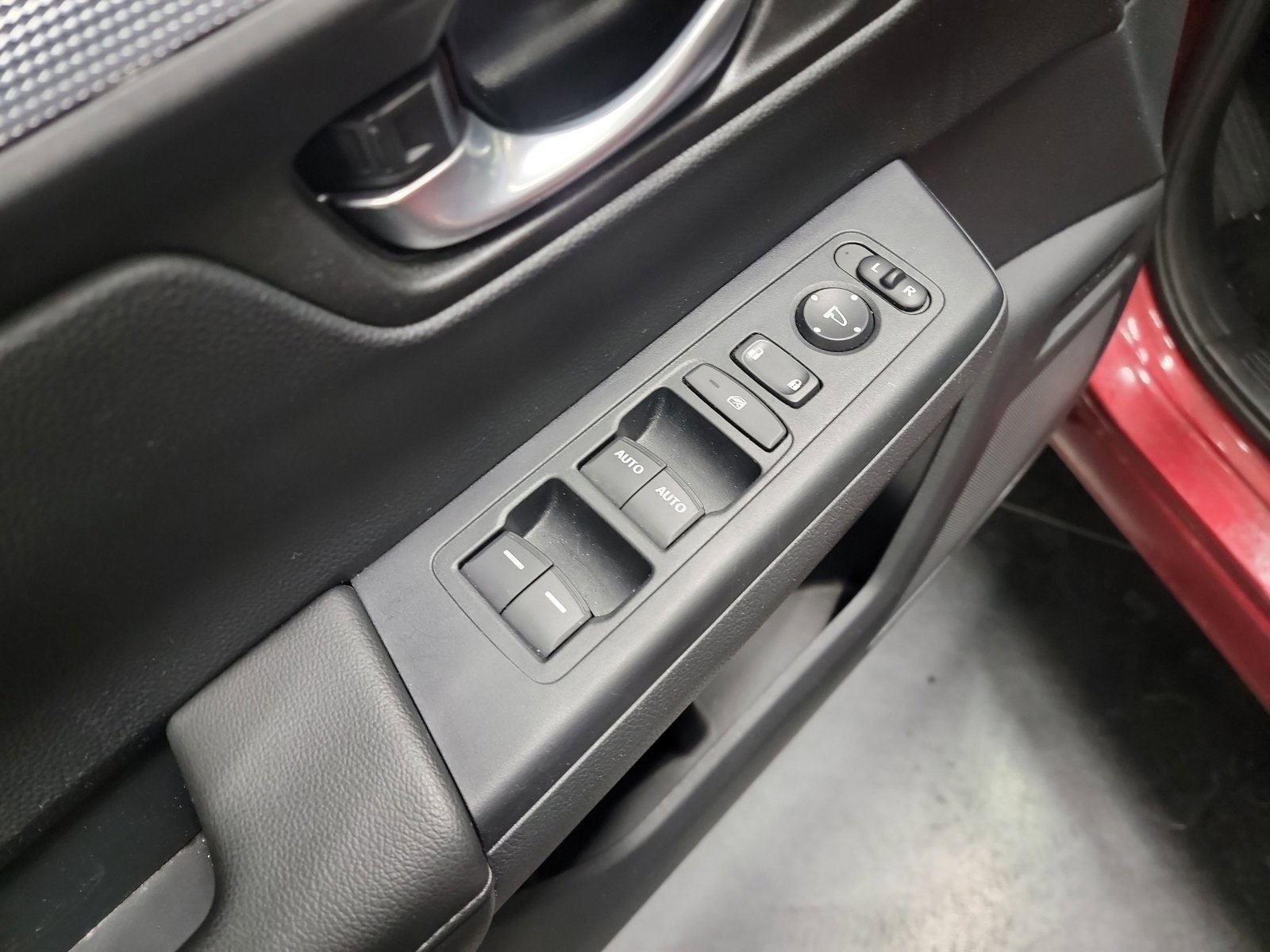 Certified 2024 Honda CR-V EX image 14