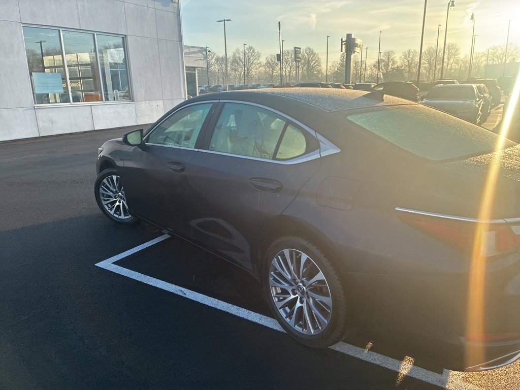 Used 2020 Lexus ES 350 w/ Premium Package image 6
