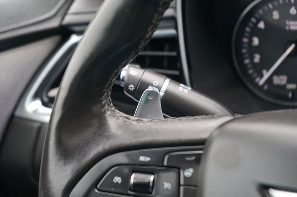 Used 2020 Cadillac XT6 Sport AWD/4WD image 28