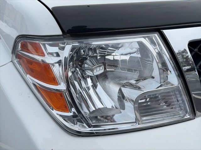 Used 2018 Nissan Frontier SV w/ Value Truck Package image 14