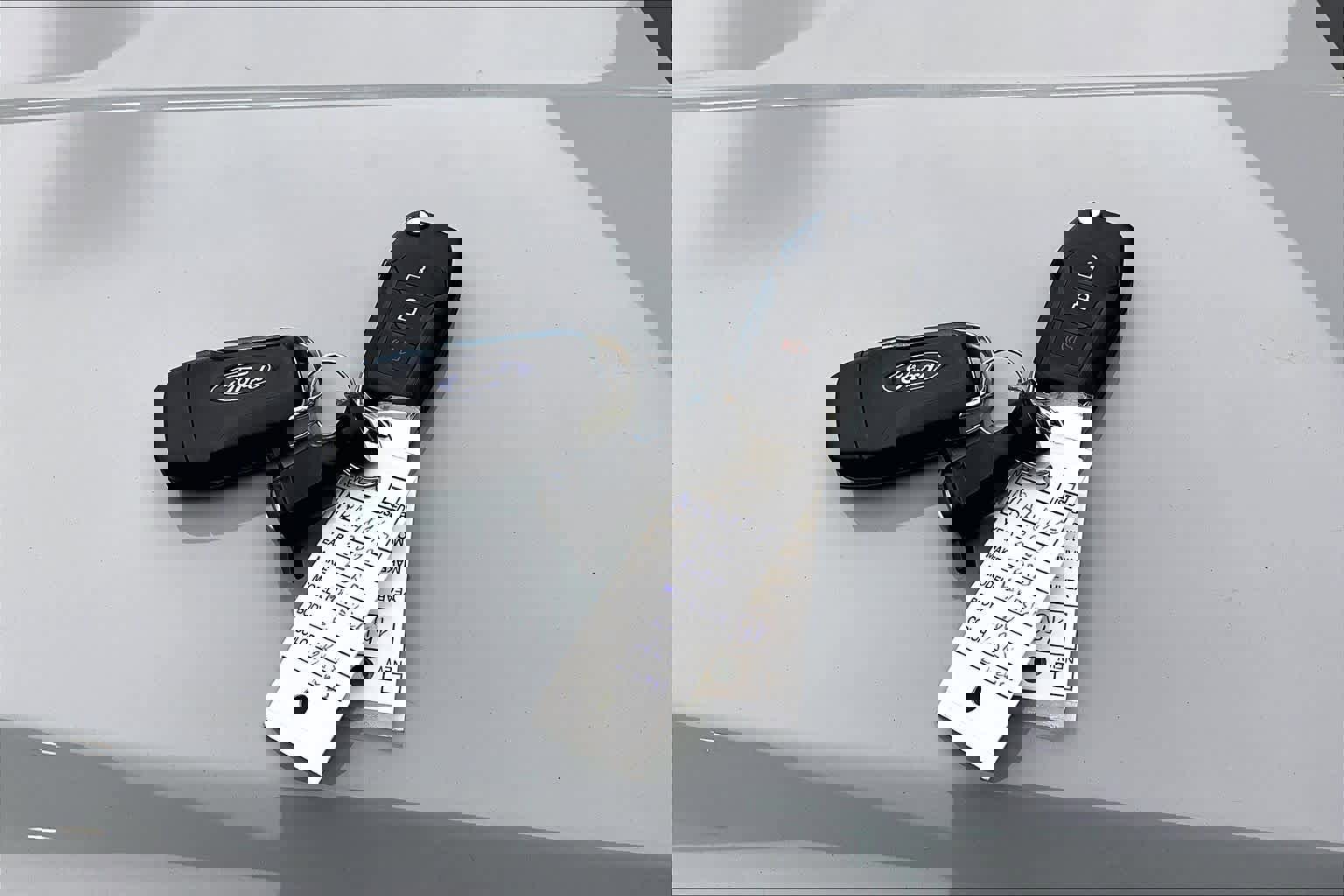 Used 2022 Ford Maverick XL image 14