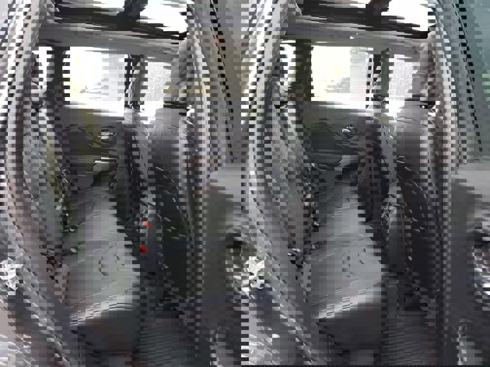 Used 2022 Jeep Cherokee Limited image 23