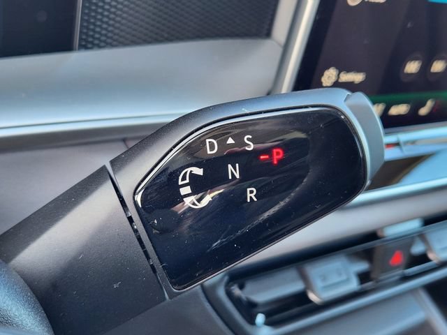 New 2026 Volkswagen Tiguan SE AWD/4WD image 19