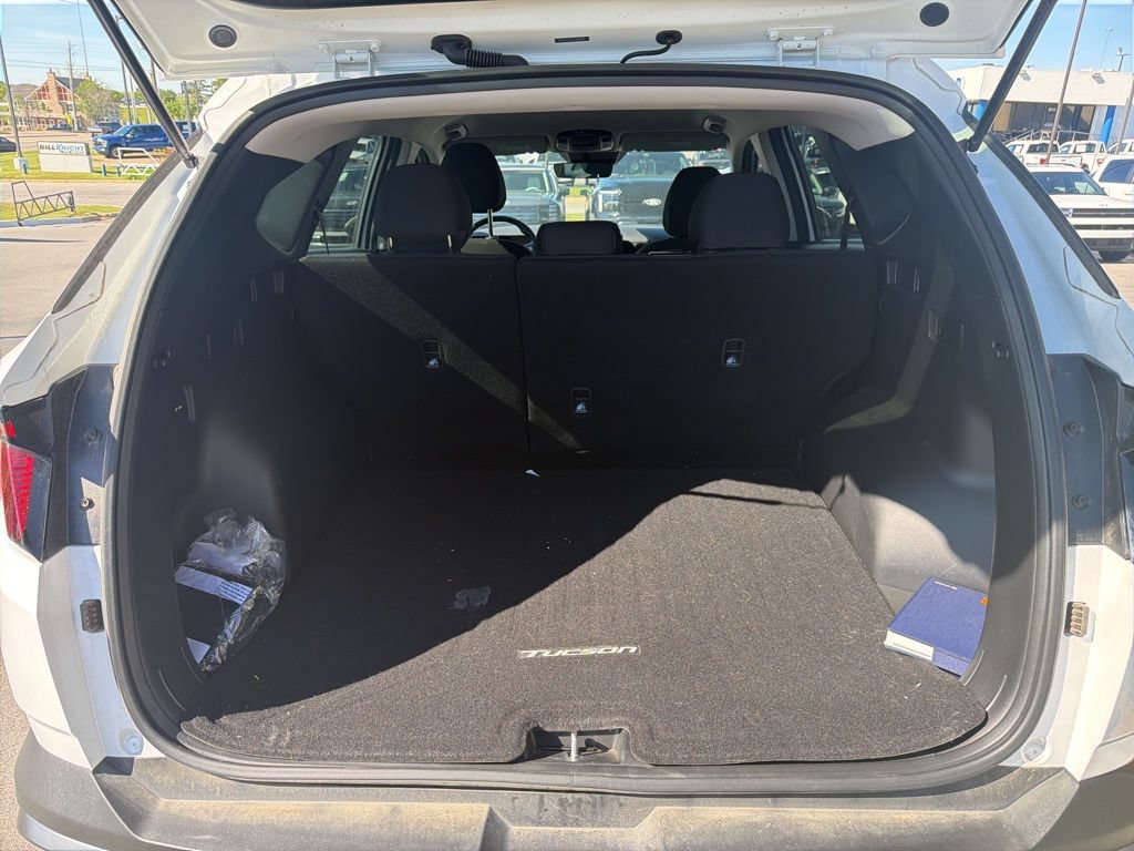 Certified 2026 Hyundai Tucson SE AWD/4WD image 8