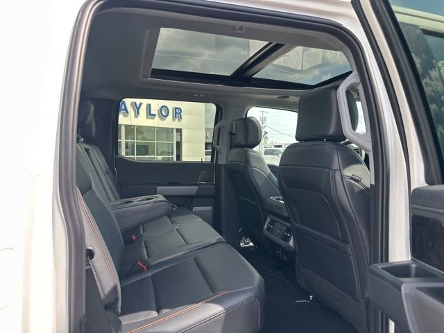 New 2025 Ford F250 Lariat w/ Lariat Ultimate Package image 15