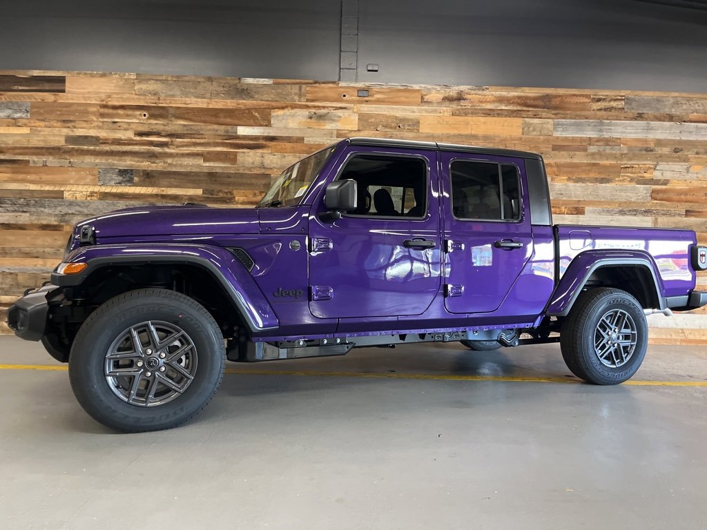 New 2026 Jeep Gladiator Sport image 59