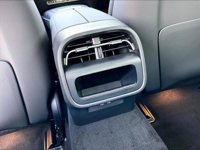 New 2026 Mercedes-Benz E 450 4MATIC Sedan image 19