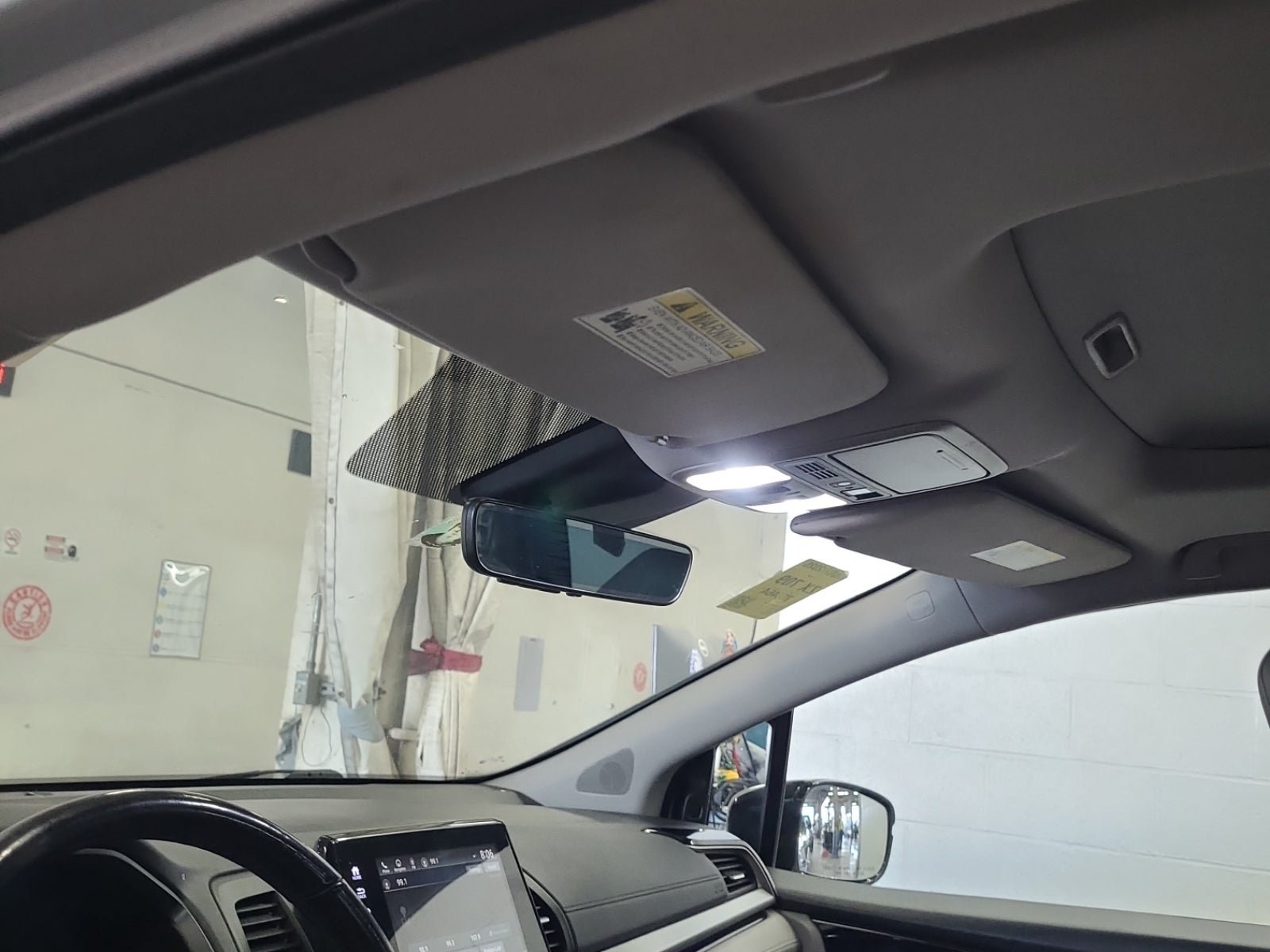 Used 2019 Honda Odyssey Elite image 11