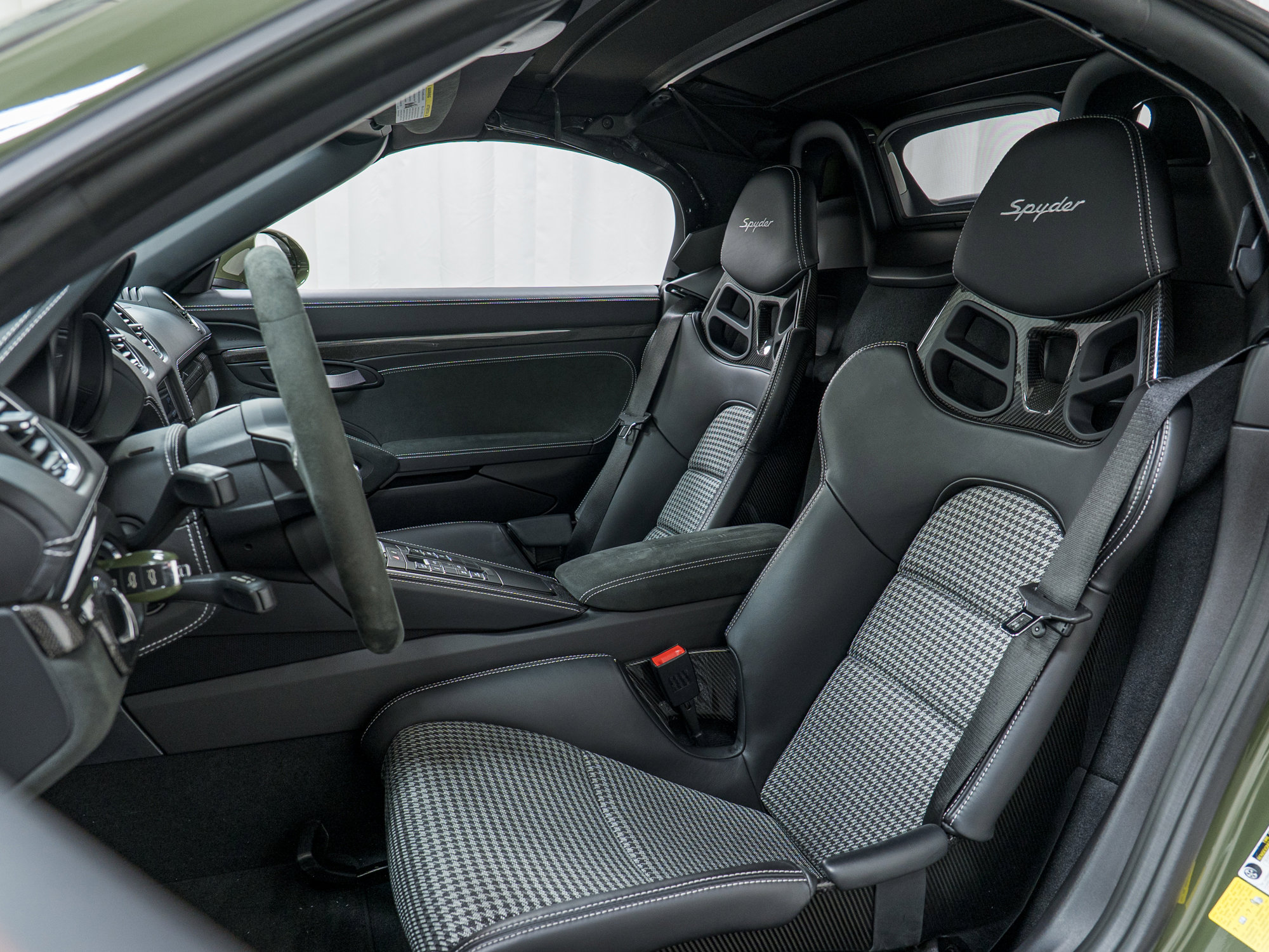 Certified 2023 Porsche 718 Boxster Spyder image 20