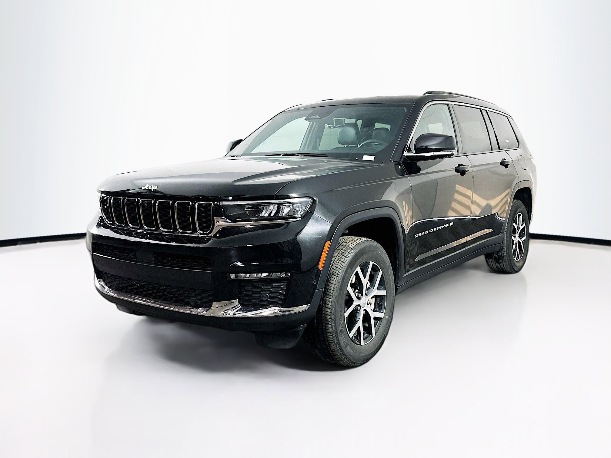 Used 2024 Jeep Grand Cherokee L Limited w/ Luxury Tech Group II image 3