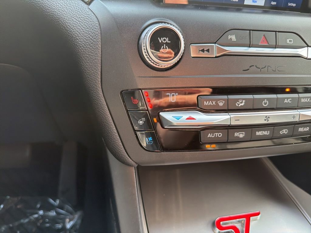 Used 2020 Ford Explorer ST w/ Premium Technology Package image 33