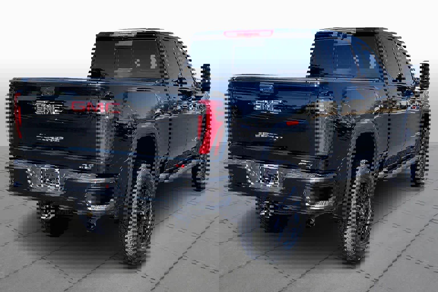 Used 2025 GMC Sierra 2500 AT4 w/ AT4 Premium Plus Package image 13