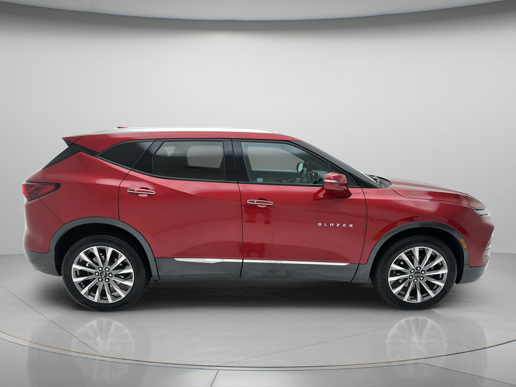 Used 2023 Chevrolet Blazer Premier w/ Enhanced Convenience Package AWD/4WD image 4