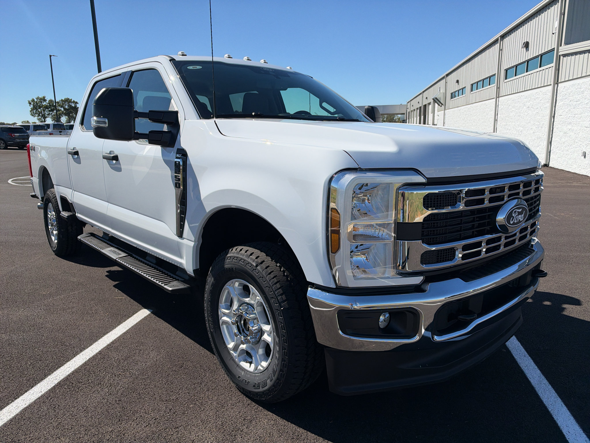 New 2027 Ford F250 XLT AWD/4WD image 3