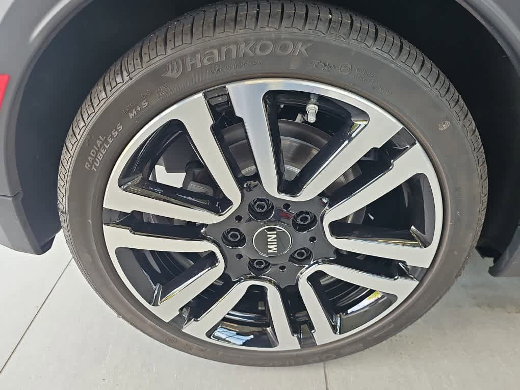 Certified 2024 MINI Cooper S FWD image 33
