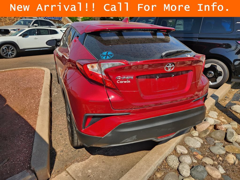 Used 2018 Toyota C-HR XLE FWD image 8