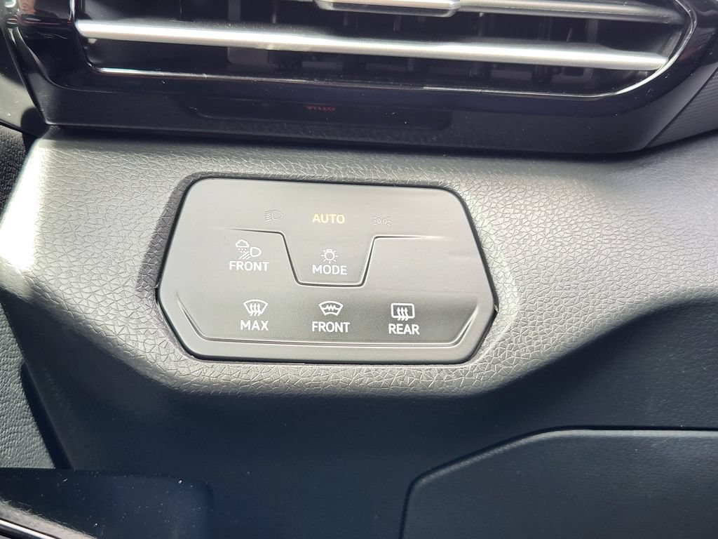 Certified 2023 Volkswagen ID.4 Pro S Plus AWD/4WD image 20