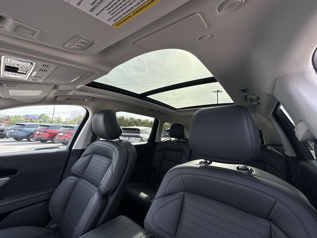 New 2026 Lincoln Nautilus Reserve AWD/4WD image 22