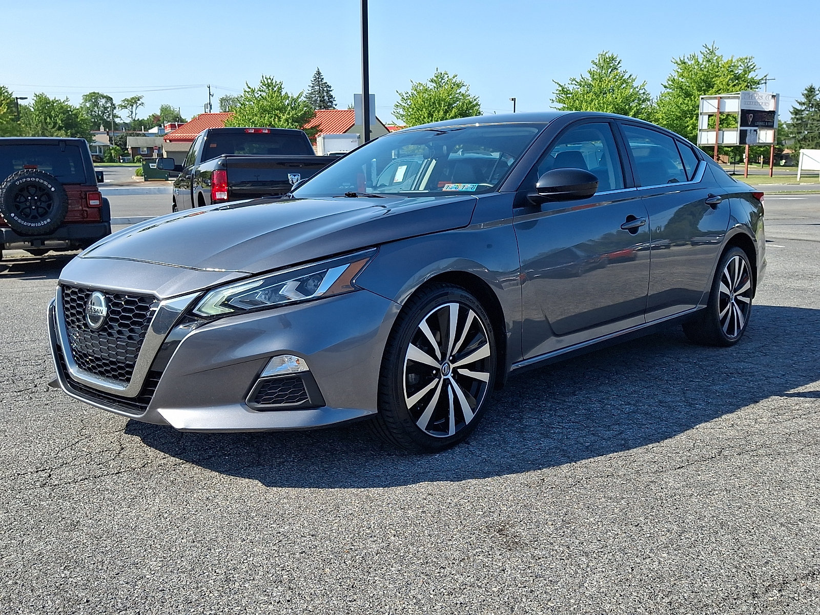 Used 2021 Nissan Altima 2.5 SR AWD/4WD image 3