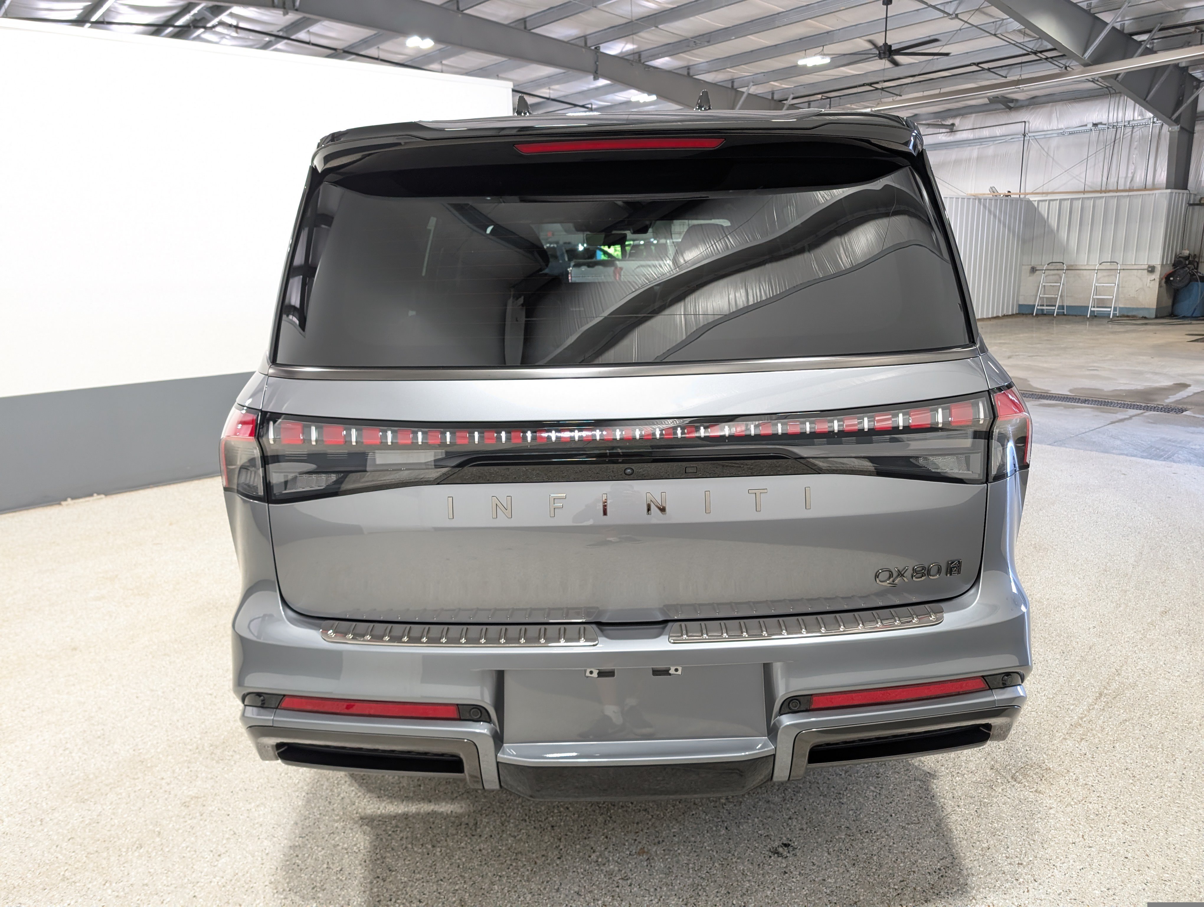 Used 2026 INFINITI QX80 Autograph w/ Autograph Exterior Package AWD/4WD image 4
