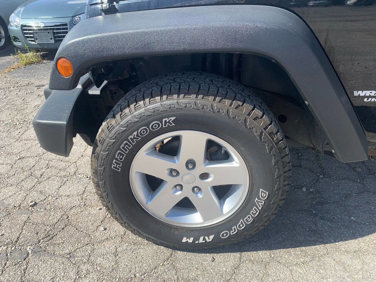 Used 2009 Jeep Wrangler Unlimited X image 9