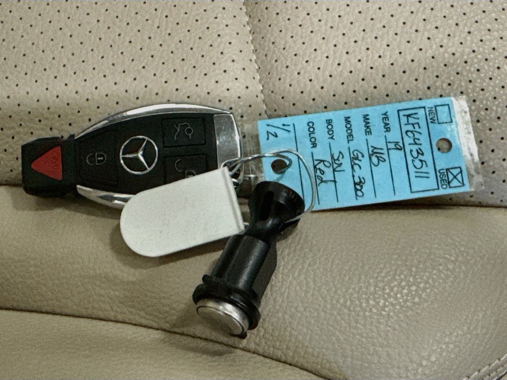 Used 2019 Mercedes-Benz GLC 300 4MATIC image 39