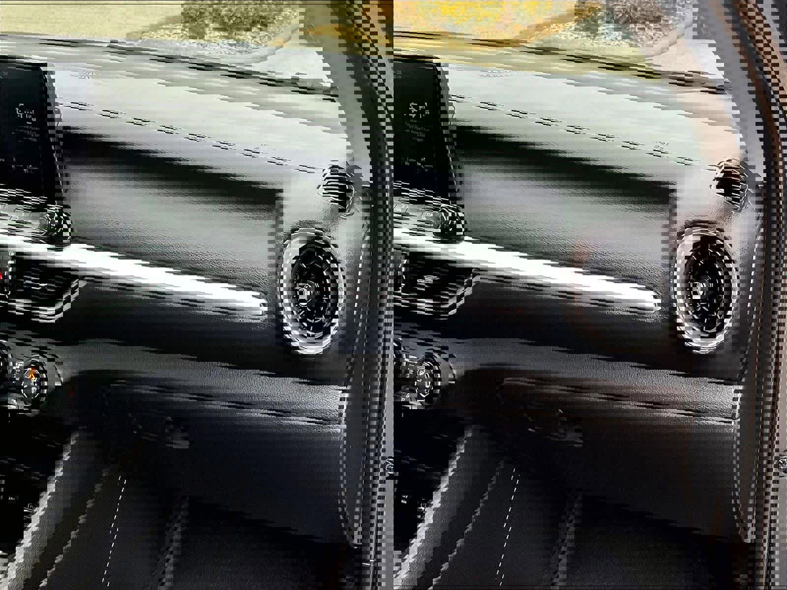 Used 2023 Kia Forte LXS image 13