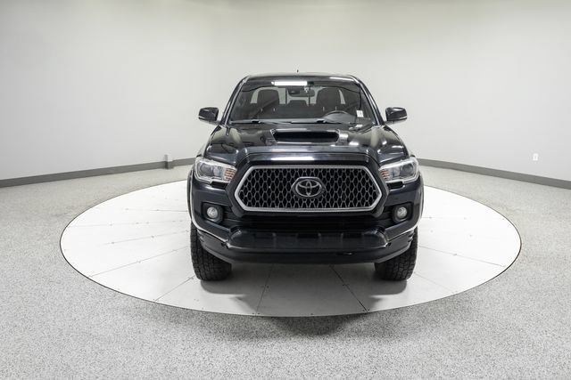 Used 2019 Toyota Tacoma TRD Sport AWD/4WD image 27